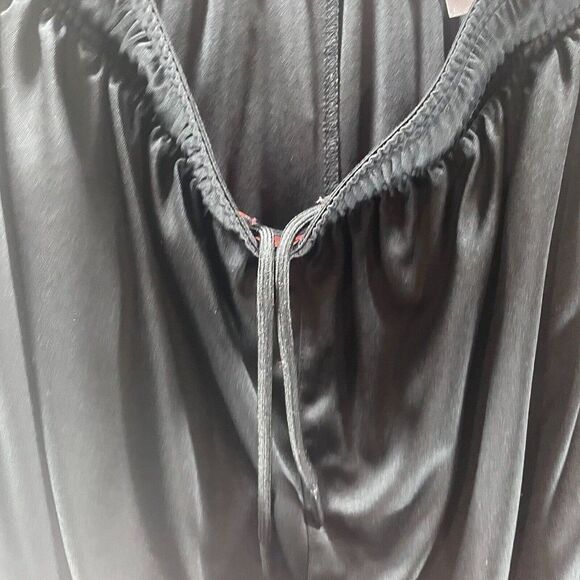 Reebok Shorts Mens Large Black Red Athltic Gym Running Pockets Casual Logo Run - Picture 9 of 12